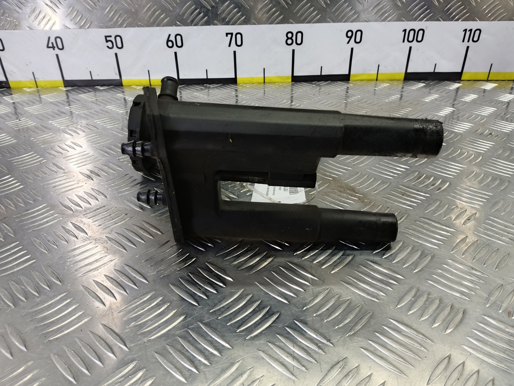 маслоотделитель (сапун) LAND ROVER DISCOVERY  LR006204, 3279 рублей, Москва