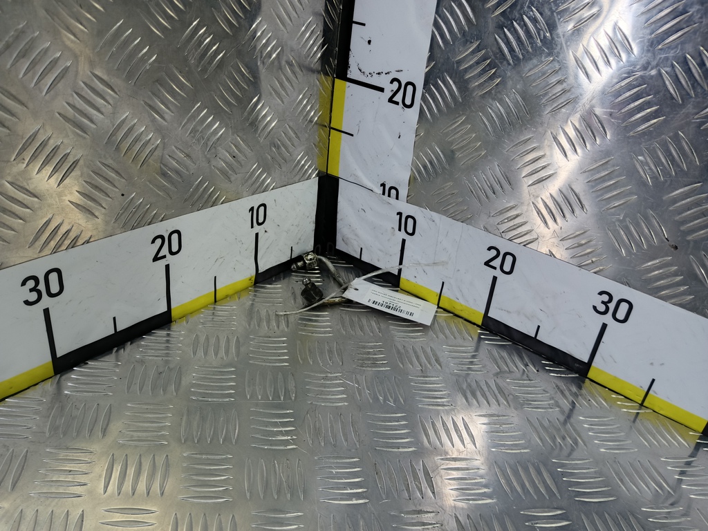 трубка топливная (аллюминевая) LAND ROVER DISCOVERY  LR004567, 750 рублей, Москва