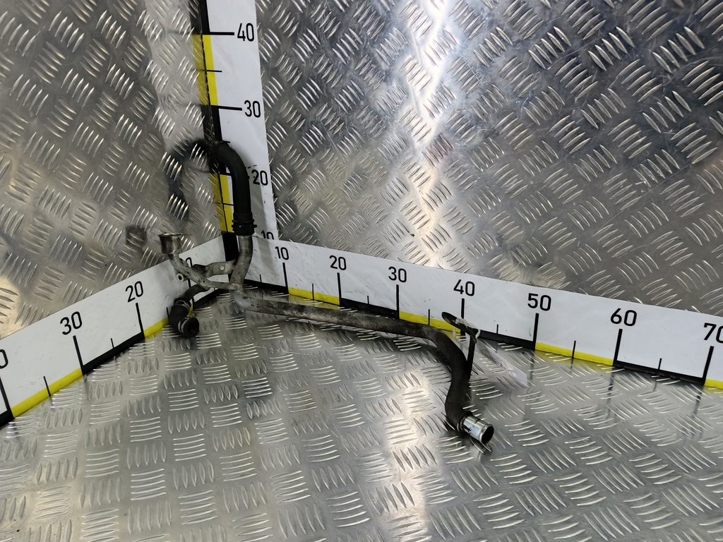 трубка картерных газов LAND ROVER DISCOVERY  1335277, 750 рублей, Москва