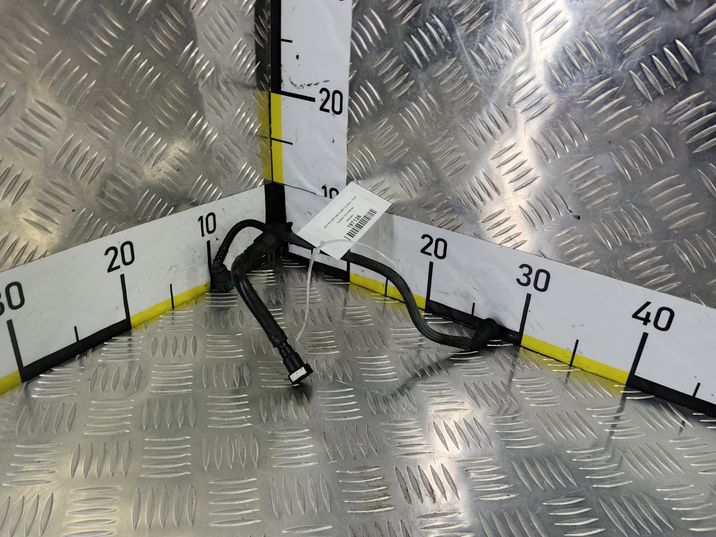 трубка топливная LAND ROVER DISCOVERY  LR005687, 2700 рублей, Москва