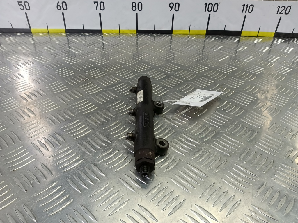 рампа топливная LAND ROVER DISCOVERY  LR005551, 1550 рублей, Москва