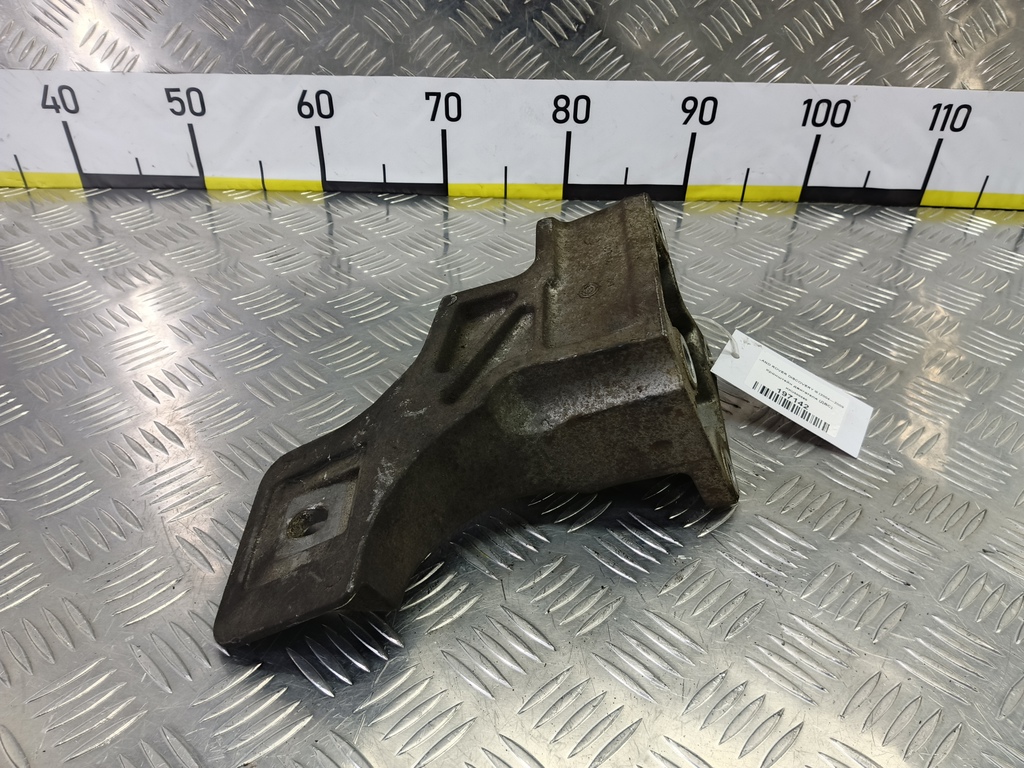 кронштейн двигателя (двс) LAND ROVER DISCOVERY  KKU500590, 520 рублей, Москва