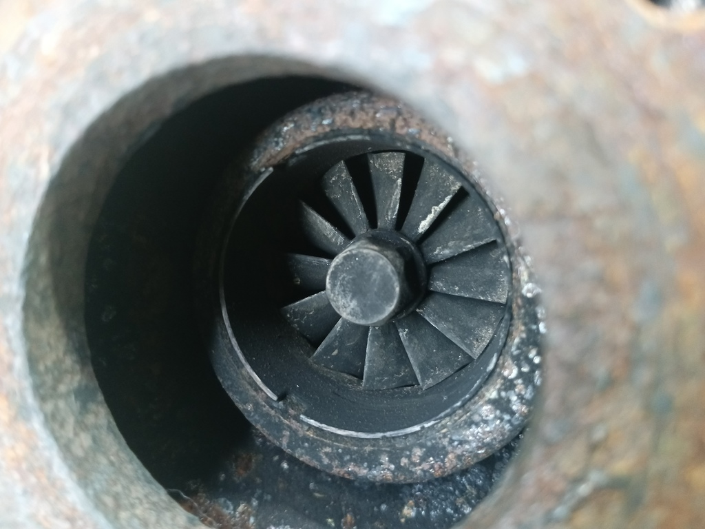 турбина LAND ROVER DISCOVERY  1357581, 7300 рублей, Москва