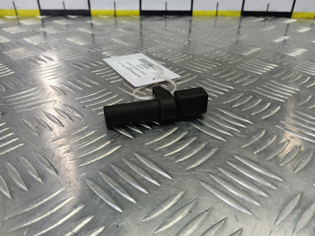 датчик положения коленвала MERCEDES-BENZ Sprinter  A0031532828, 3279 рублей, Москва