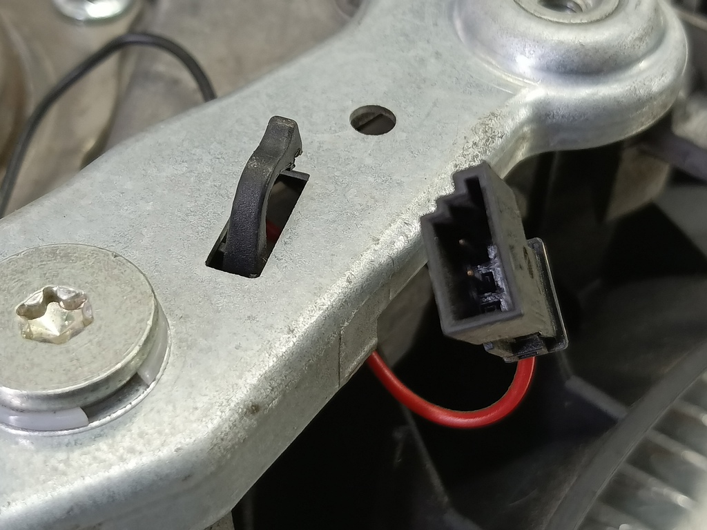 подушка безопасности водителя Volkswagen Crafter  2E0880202D, 2130 рублей, Москва