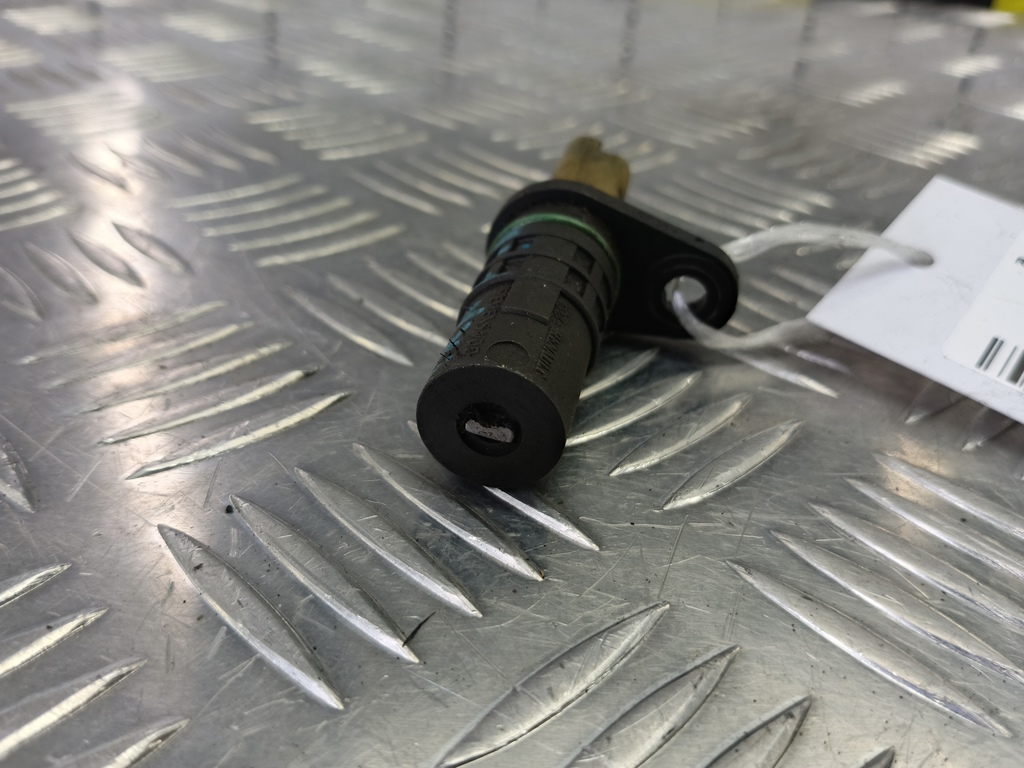 датчик положения коленвала Renault Trafic  8200668500, 3050 рублей, Москва