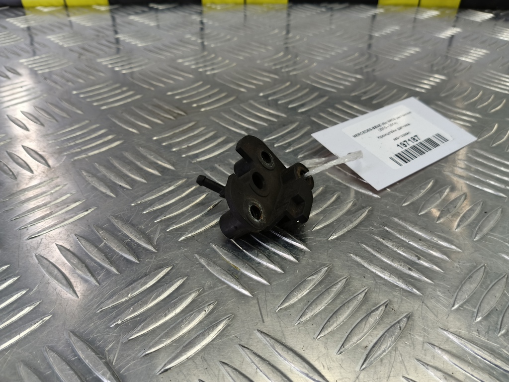 кронштейн датчика MERCEDES-BENZ Vito  A6511530041, 630 рублей, Москва