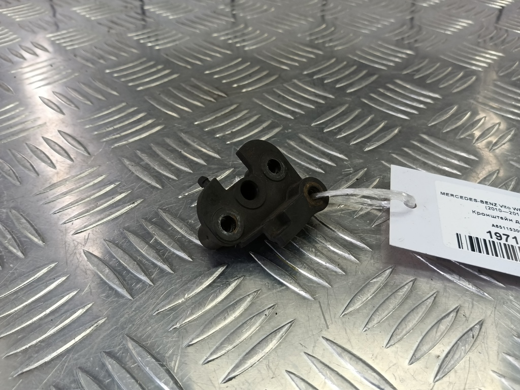 кронштейн датчика MERCEDES-BENZ Vito  A6511530041, 630 рублей, Москва