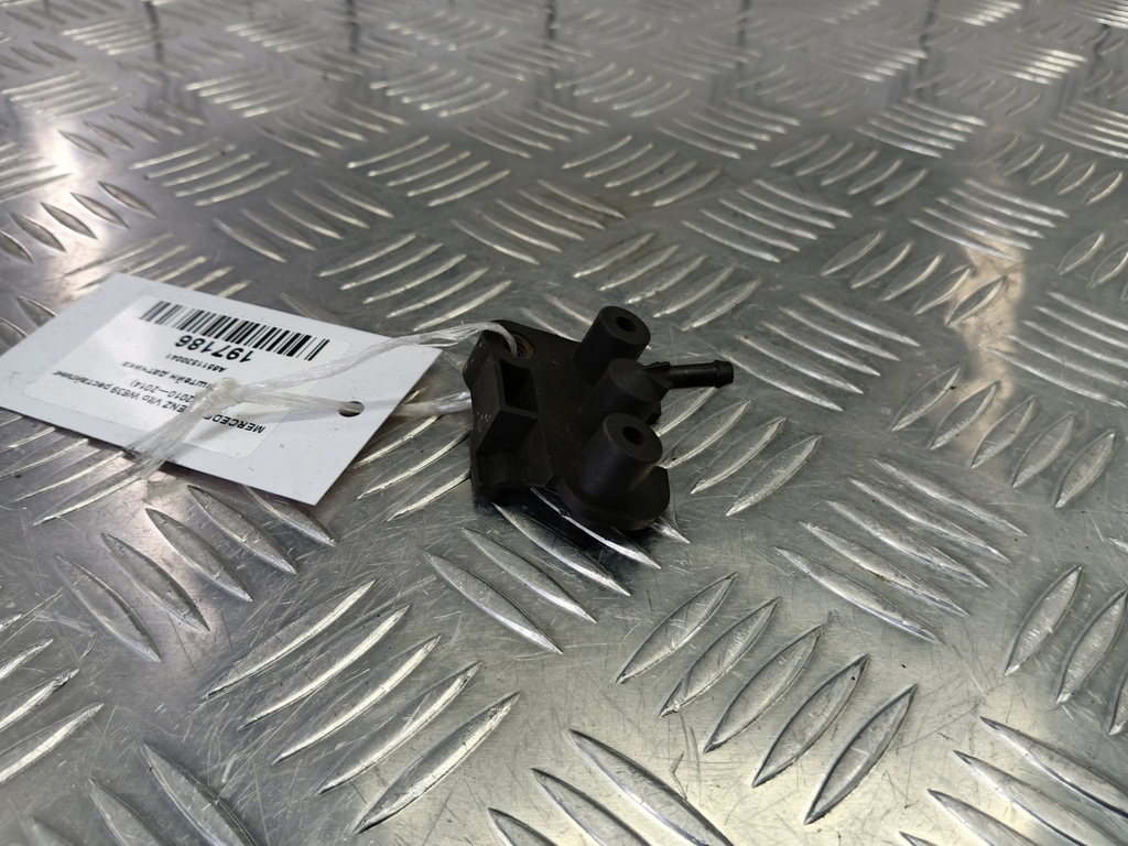 кронштейн датчика MERCEDES-BENZ Vito  A6511530041, 630 рублей, Москва