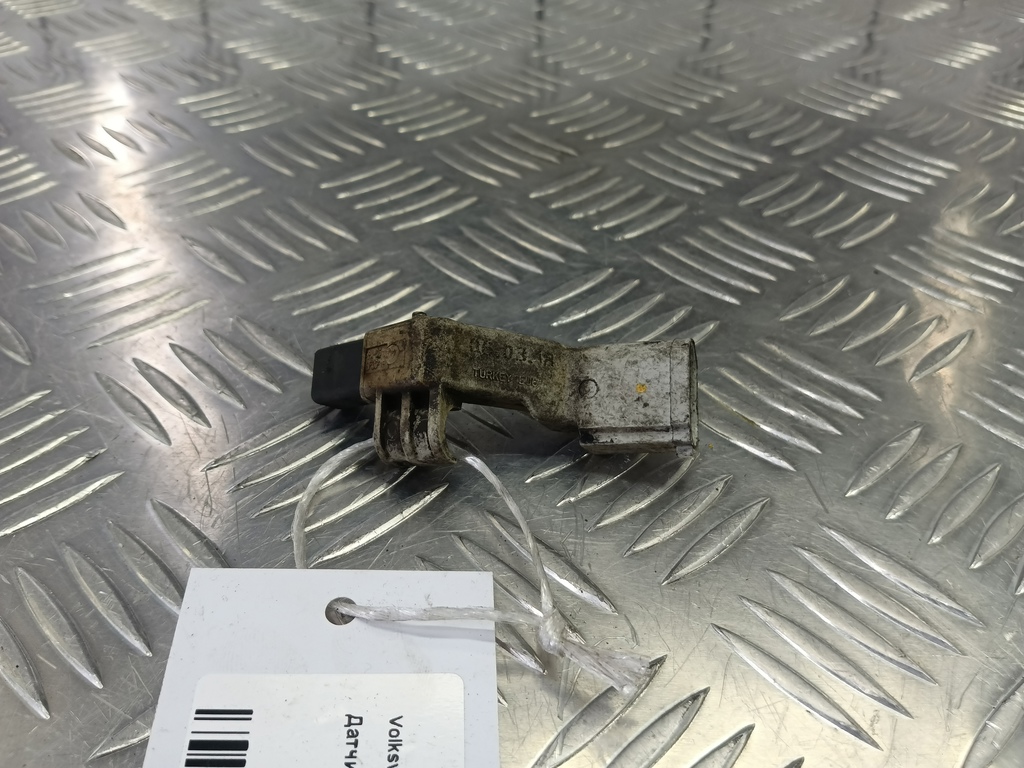 датчик положения коленвала Volkswagen Crafter  03C906433E, 980 рублей, Москва