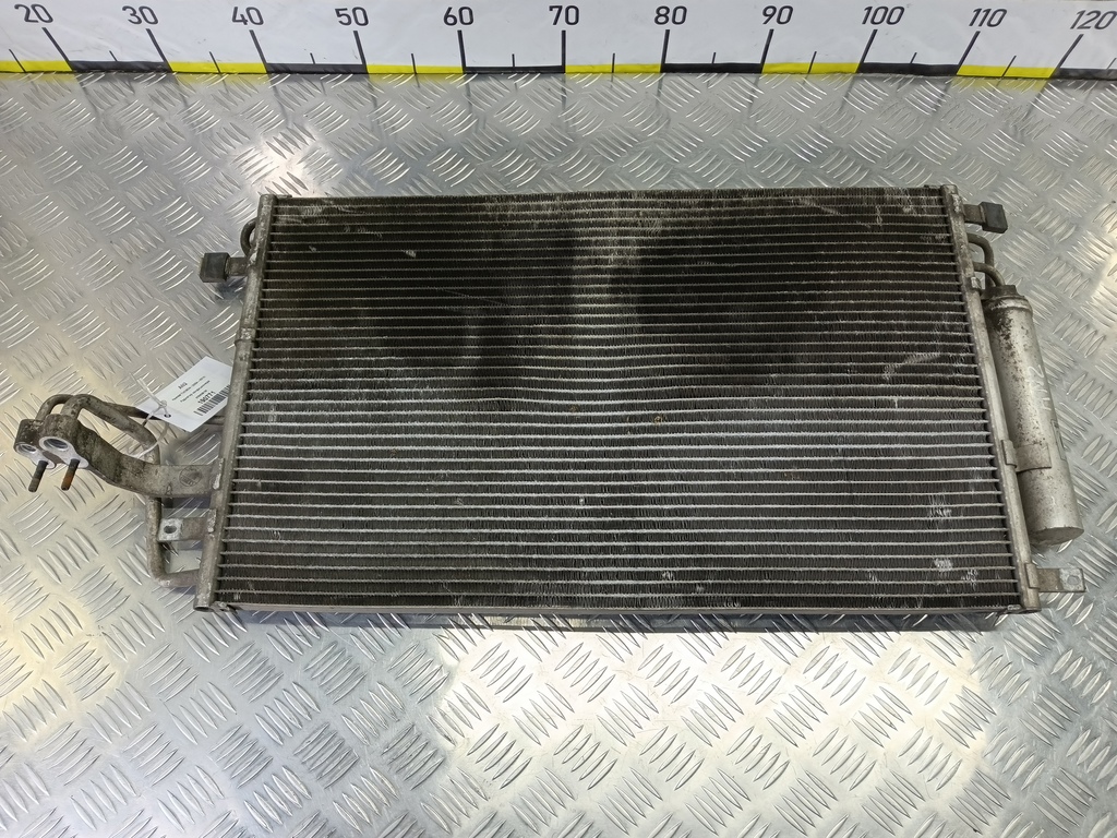радиатор кондиционера Hyundai TUCSON 2.0 CRDi AT (112 л.с.)Tucson  I (2004—2011) Внедорожник 976062E100, 2700 рублей, Москва