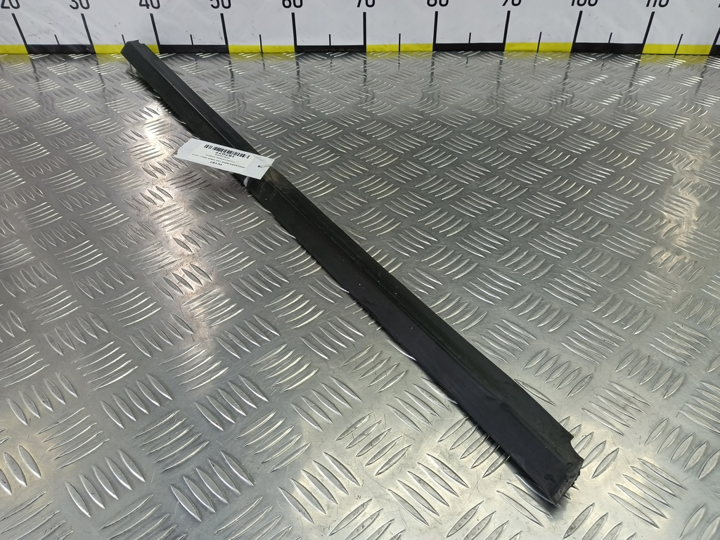 уплотнитель стекла MERCEDES-BENZ Vito  A6397200524, 2130 рублей, Москва