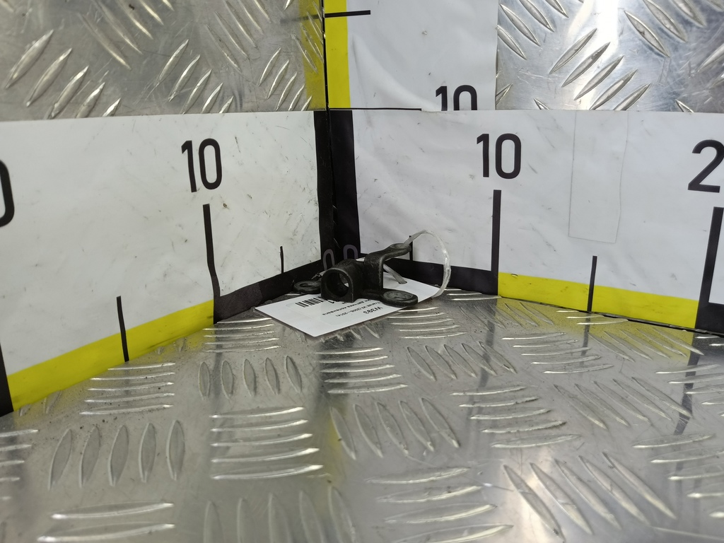 кронштейн датчика коленвала FORD Transit  1680028, 1210 рублей, Москва