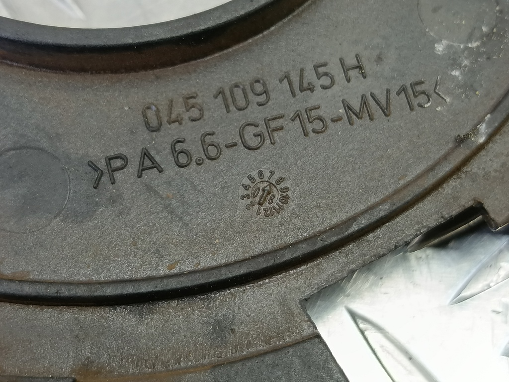 крышка грм Volkswagen Transporter  045109145H, 2590 рублей, Москва