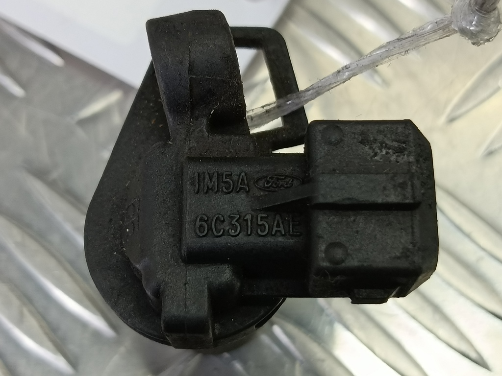 датчик положения коленвала FORD Tourneo Connect  1385381, 1780 рублей, Москва