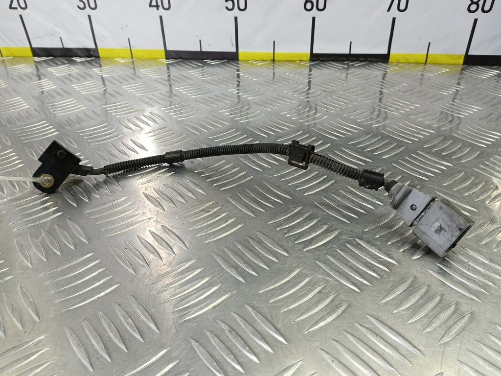 датчик положения распредвала Volkswagen Transporter  03L957147, 2360 рублей, Москва