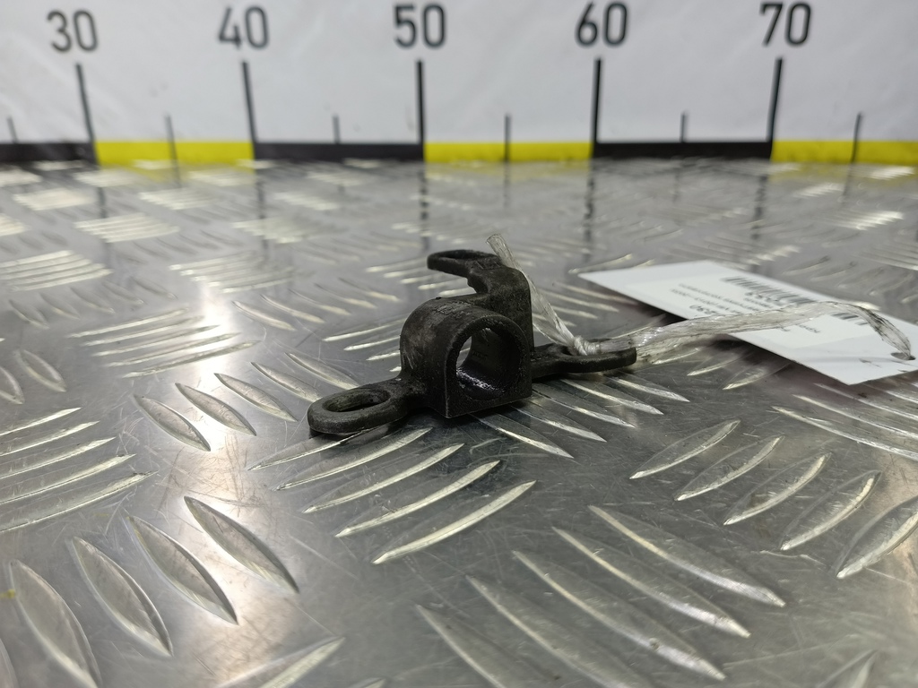 кронштейн датчика коленвала FORD Transit  1680028, 1210 рублей, Москва