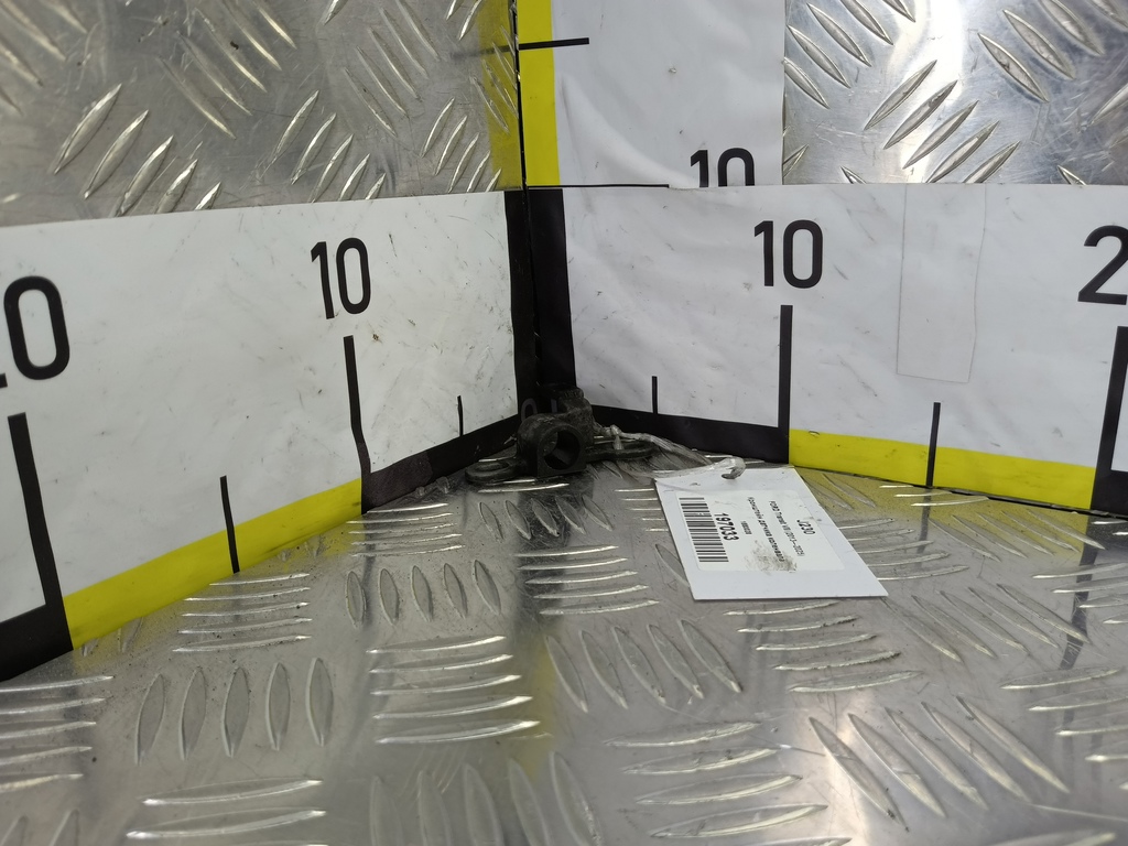 кронштейн датчика коленвала FORD Transit  1680028, 1210 рублей, Москва