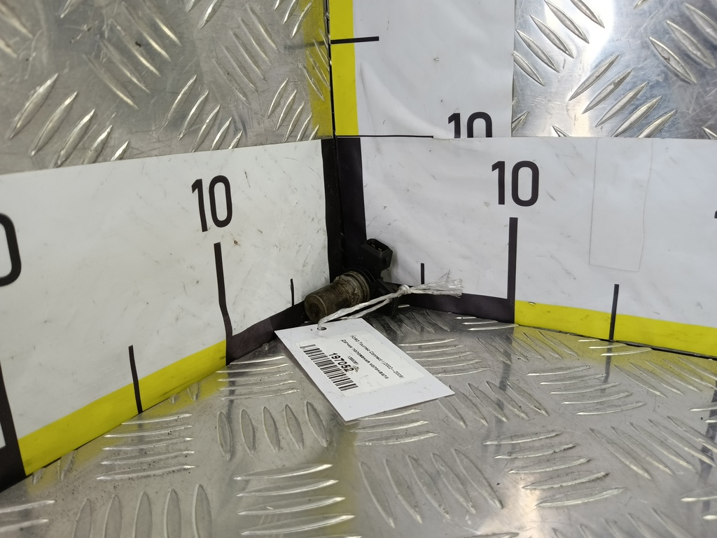 датчик положения коленвала FORD Tourneo Connect  1385381, 1780 рублей, Москва