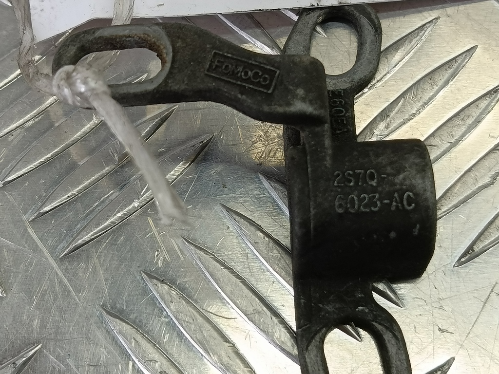 кронштейн датчика коленвала FORD Transit  1680028, 1210 рублей, Москва