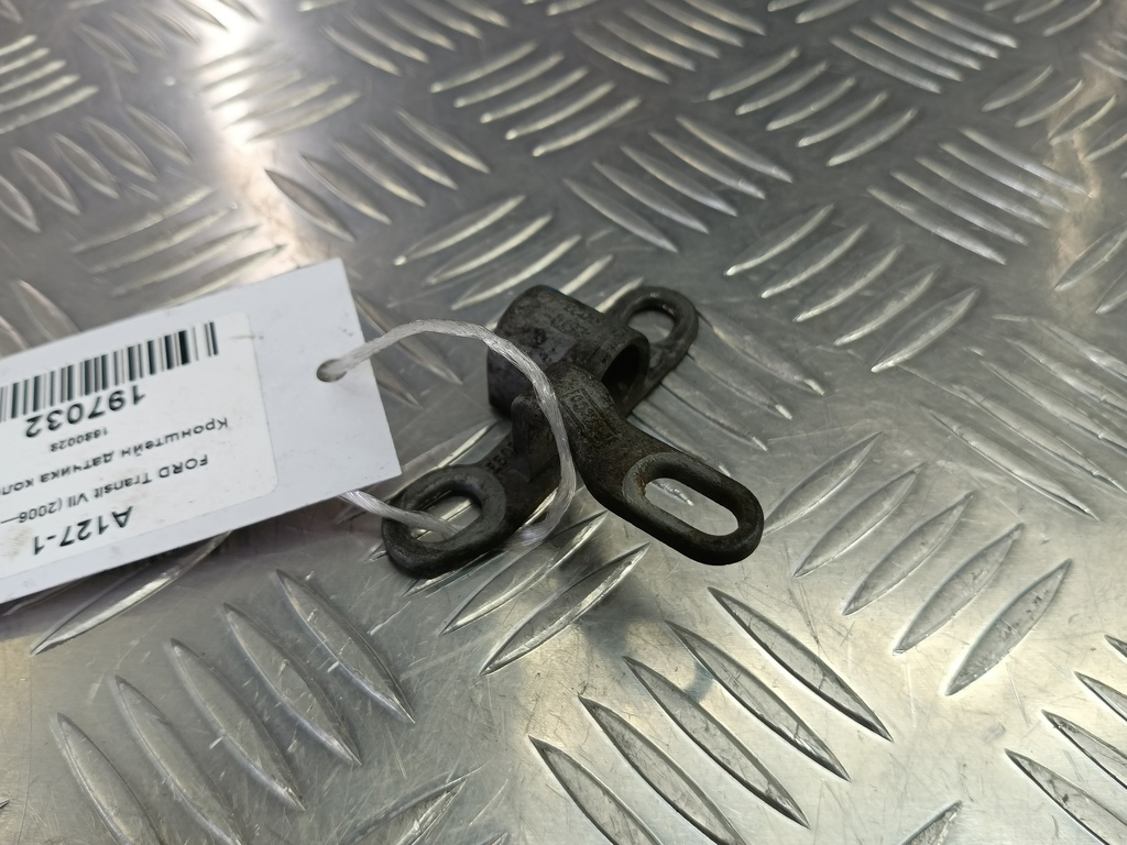 кронштейн датчика коленвала FORD Transit  1680028, 1210 рублей, Москва