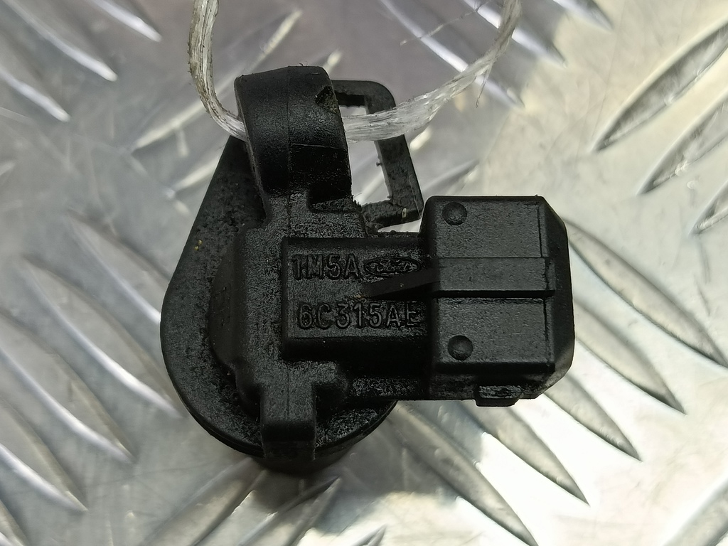 датчик положения коленвала FORD Tourneo Connect  1385381, 1780 рублей, Москва