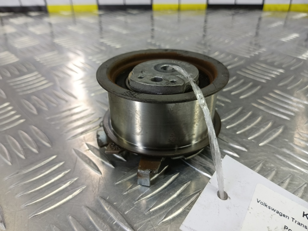 ролик натяжной Volkswagen Transporter  038109243M, 630 рублей, Москва