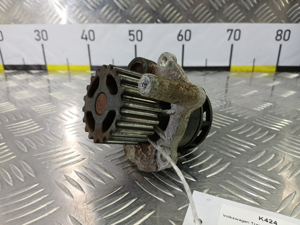 насос водяной Volkswagen Transporter  045121011H, 630 рублей, Москва