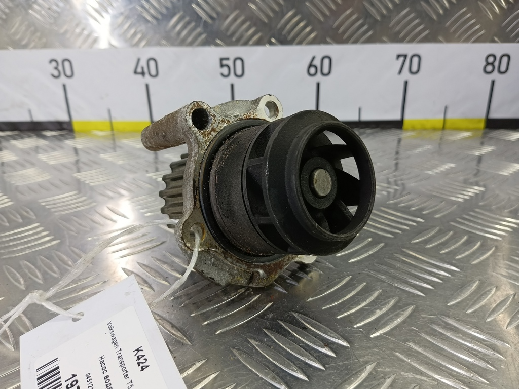 насос водяной Volkswagen Transporter  045121011H, 630 рублей, Москва