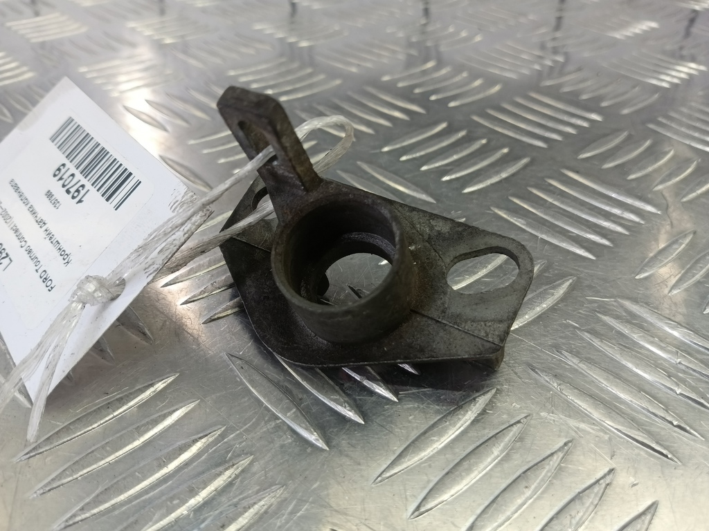 кронштейн датчика коленвала FORD Tourneo Connect  1357989, 980 рублей, Москва