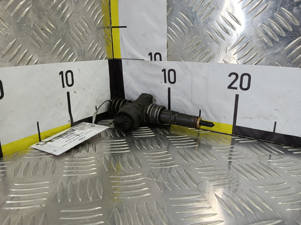 форсунка топливная Volkswagen Transporter  038130073BN, 10520 рублей, Москва