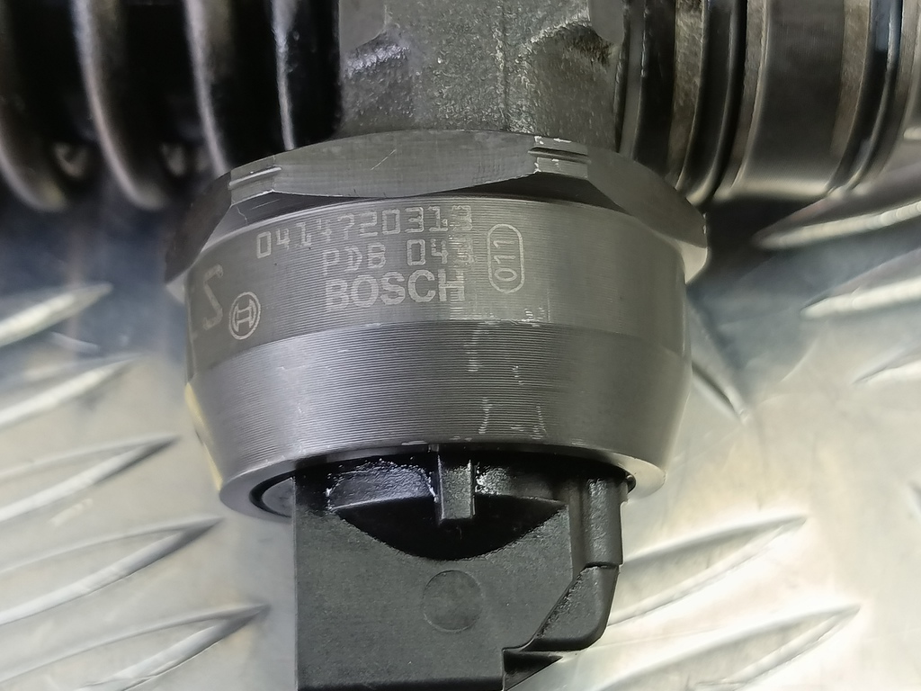 форсунка топливная Volkswagen Transporter  038130073BN, 10520 рублей, Москва