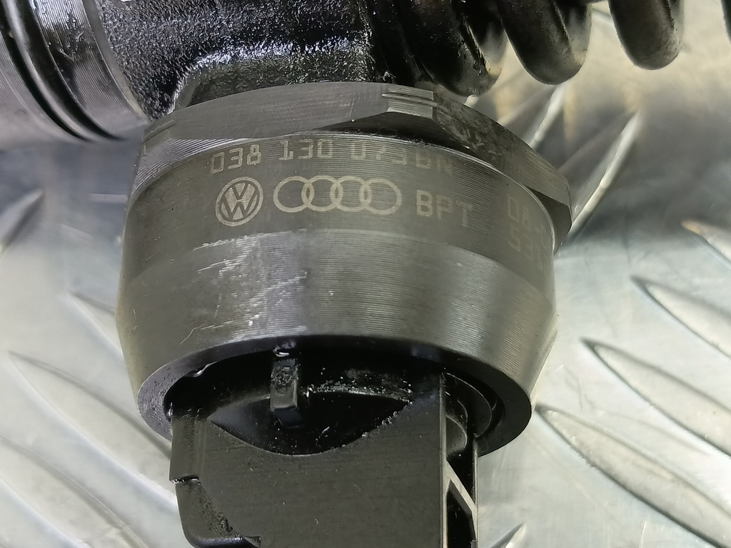 форсунка топливная Volkswagen Transporter  038130073BN, 10520 рублей, Москва