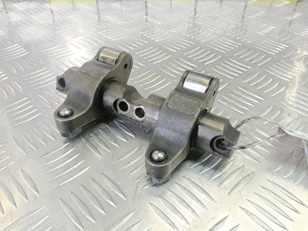 ось коромысел Volkswagen Transporter  038109527AF, 2010 рублей, Москва