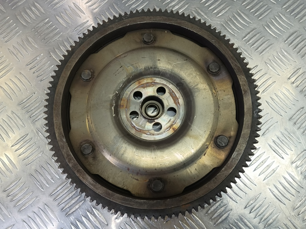 маховик MITSUBISHI Space Star  MN163073, 2470 рублей, Москва