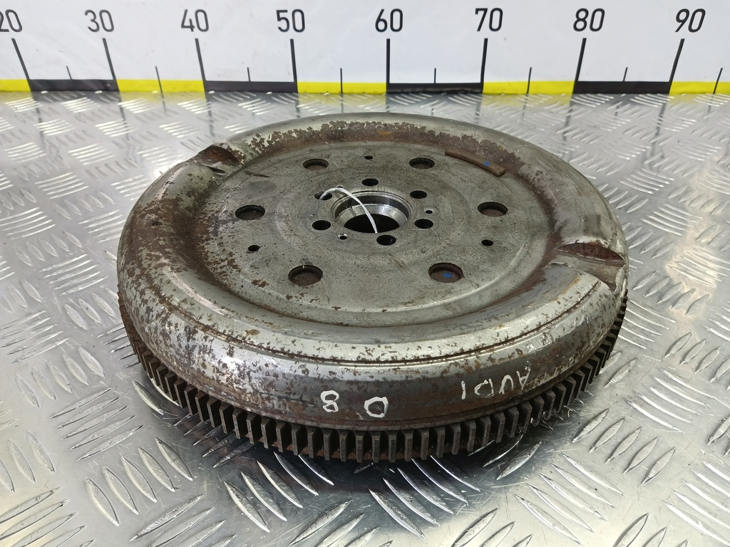 маховик AUDI A3 (8V) 2016-2019  04L105266C, 3279 рублей, Москва