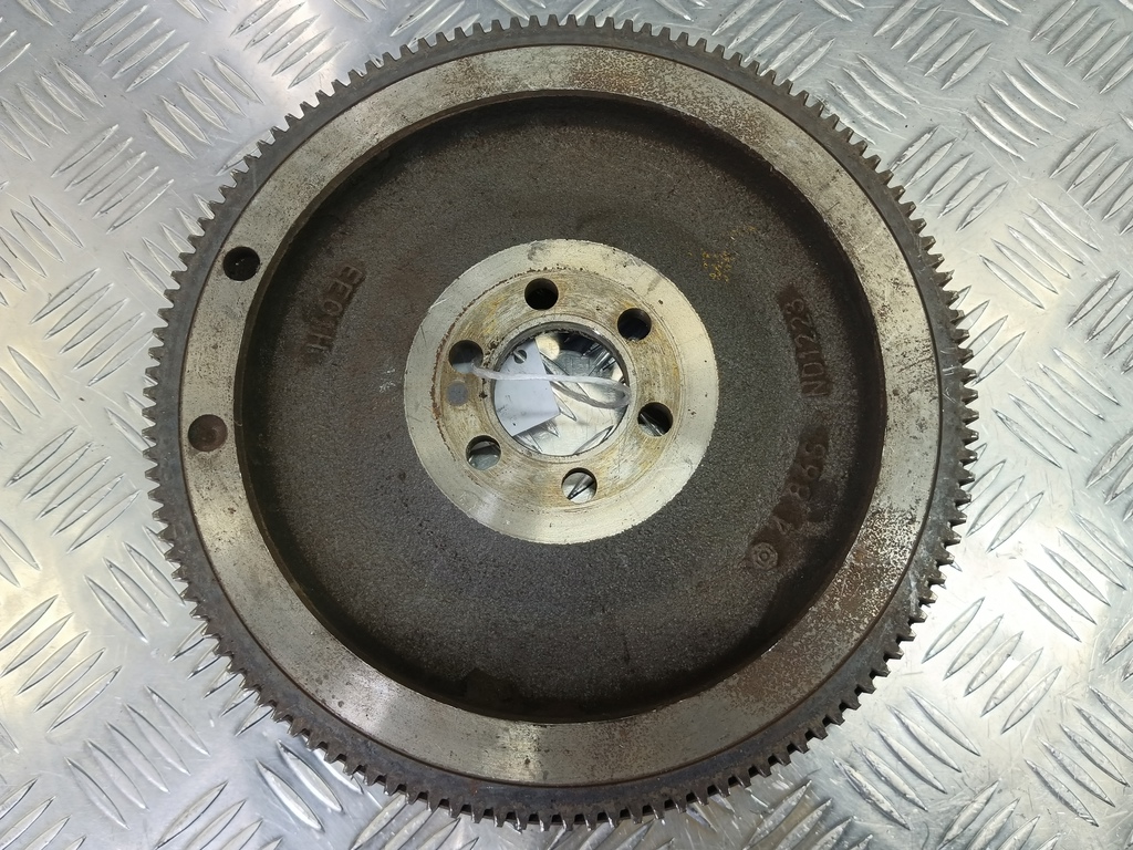 маховик NISSAN QASHQAI  12310EE000, 980 рублей, Москва