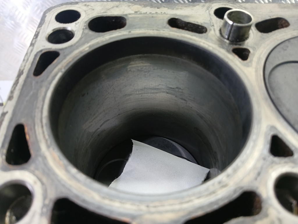 блок цилиндров двигателя Volkswagen Transporter  03G100103NX, 63650 рублей, Москва