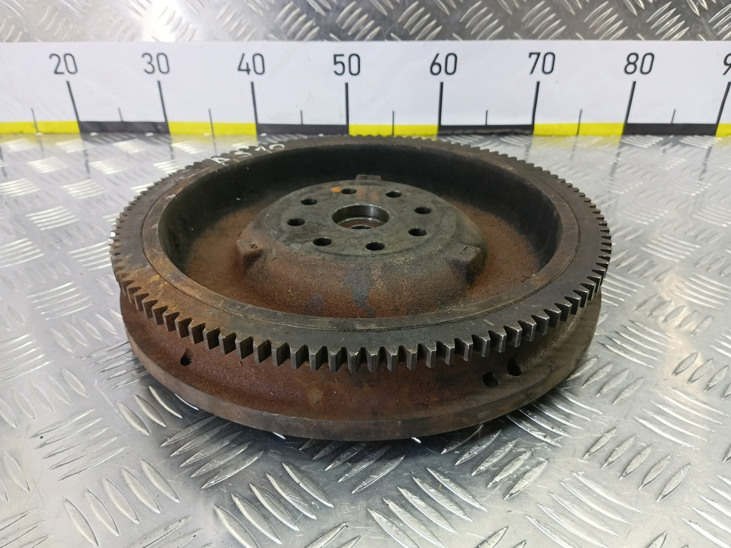 маховик SUZUKI Grand Vitara 2.4 MT (166 л.с.)Grand Vitara  II рестайлинг (2008—2012) Внедорожник 1262078K00, 5000 рублей, Москва