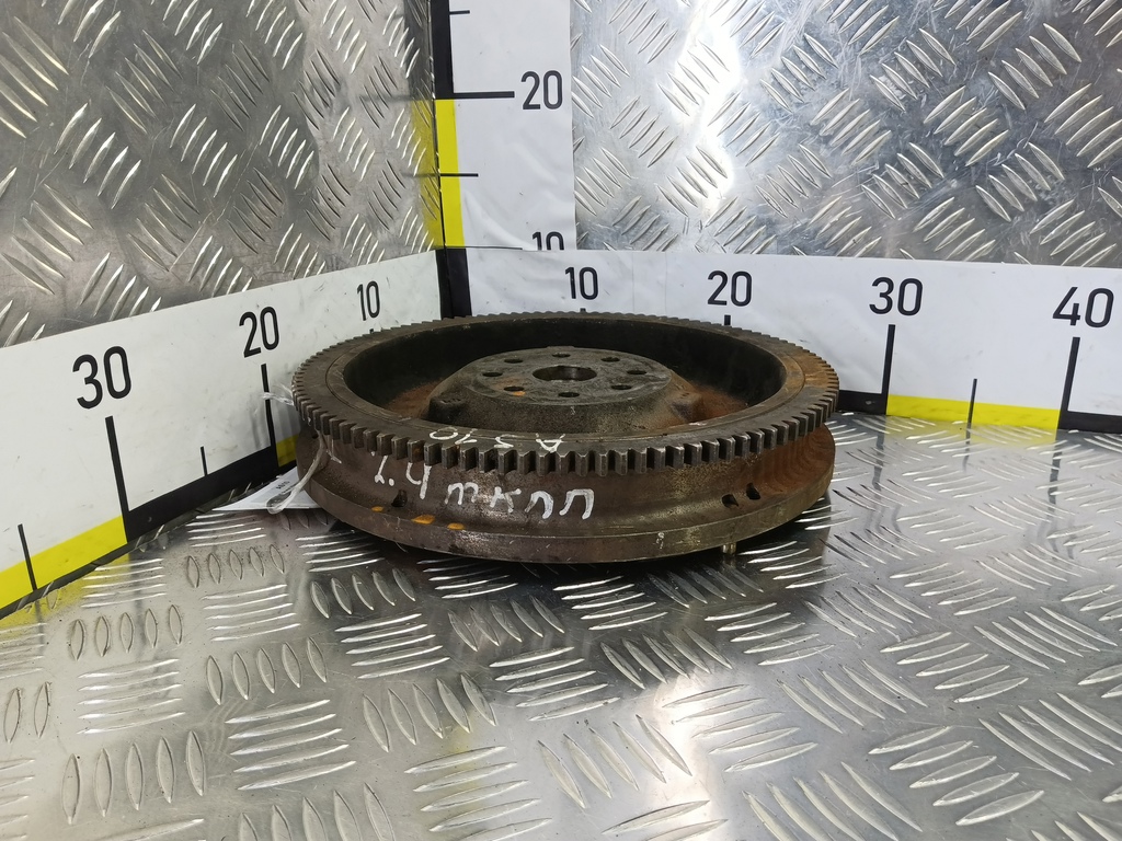 маховик SUZUKI Grand Vitara 2.4 MT (166 л.с.)Grand Vitara  II рестайлинг (2008—2012) Внедорожник 1262078K00, 5000 рублей, Москва