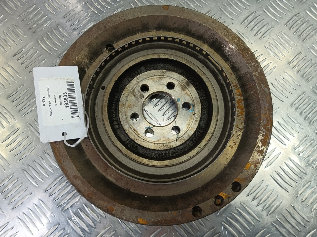 маховик SKODA FABIA  03D105269, 860 рублей, Москва