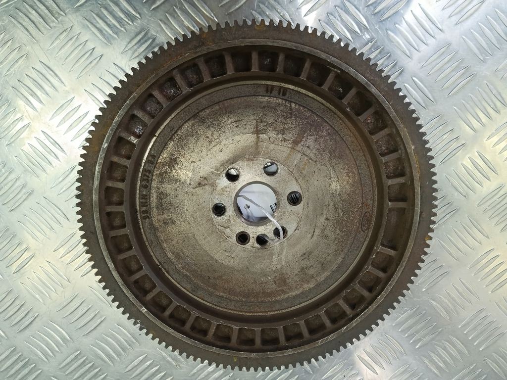 маховик FORD Focus 1.6 MT (100 л.с.)Focus  II (2005—2008) Хетчбэк 1462885, 2590 рублей, Москва