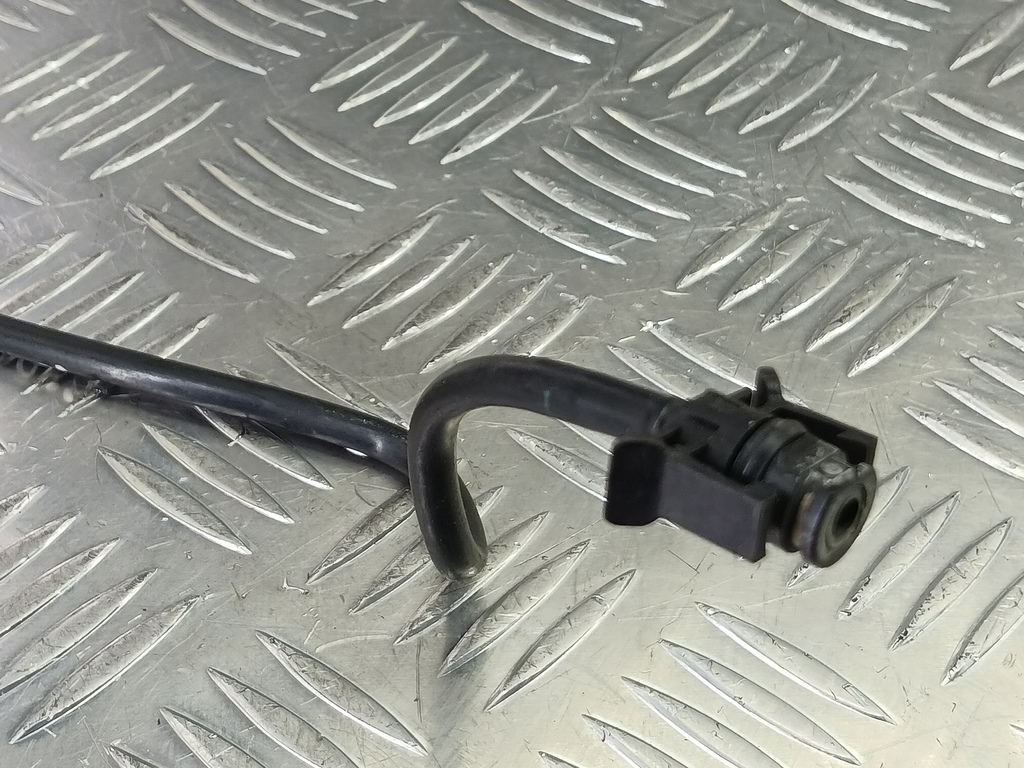 трубка охлаждающей жидкости LAND ROVER FREELANDER  LR000944, 1550 рублей, Москва