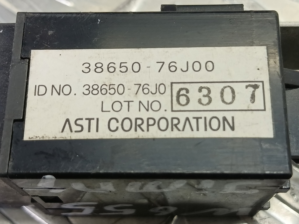 реле стеклоочистителя SUZUKI JIMNY 1.3 AT (85 л.с.)Jimny  III рестайлинг (2005—2012) Внедорожник 3865076J00, 1210 рублей, Москва