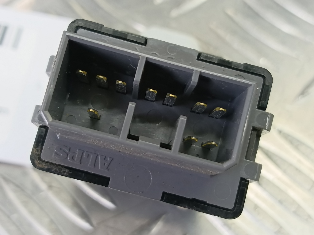 блок управления центральным замком SUZUKI JIMNY 1.3 4WD MT (86 л.с.)Jimny  III рестайлинг (2005—2012) Внедорожник 3719081A70, 980 рублей, Москва