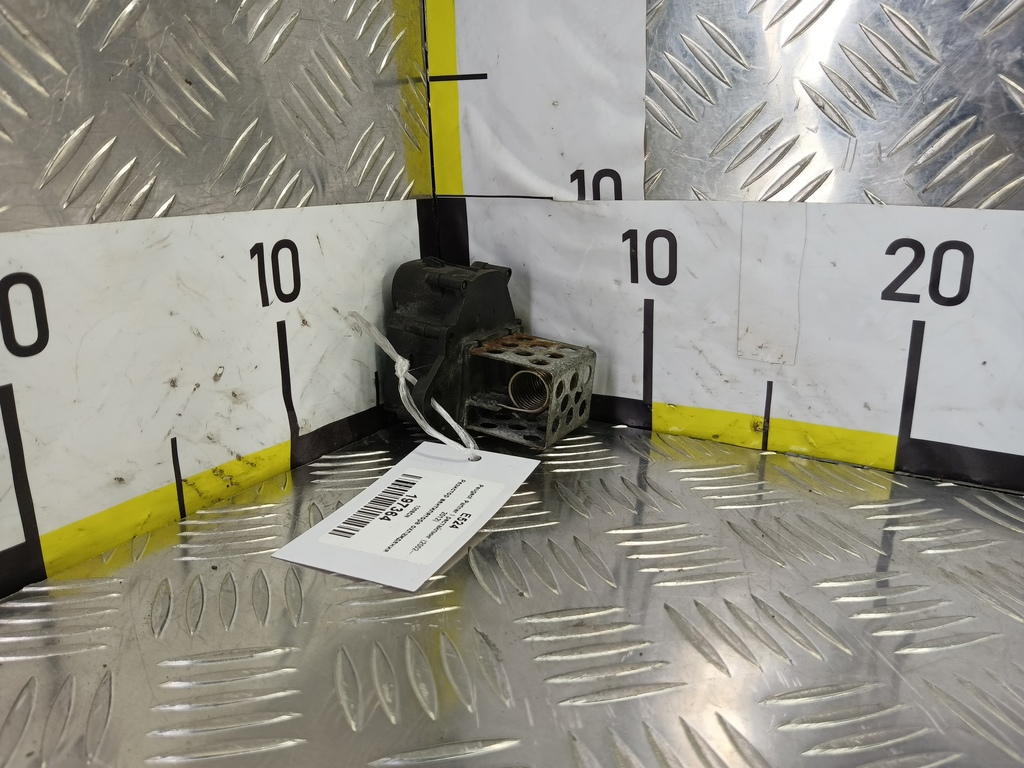 резистор вентилятора охлаждения Peugeot Partner  1308CN, 1090 рублей, Москва