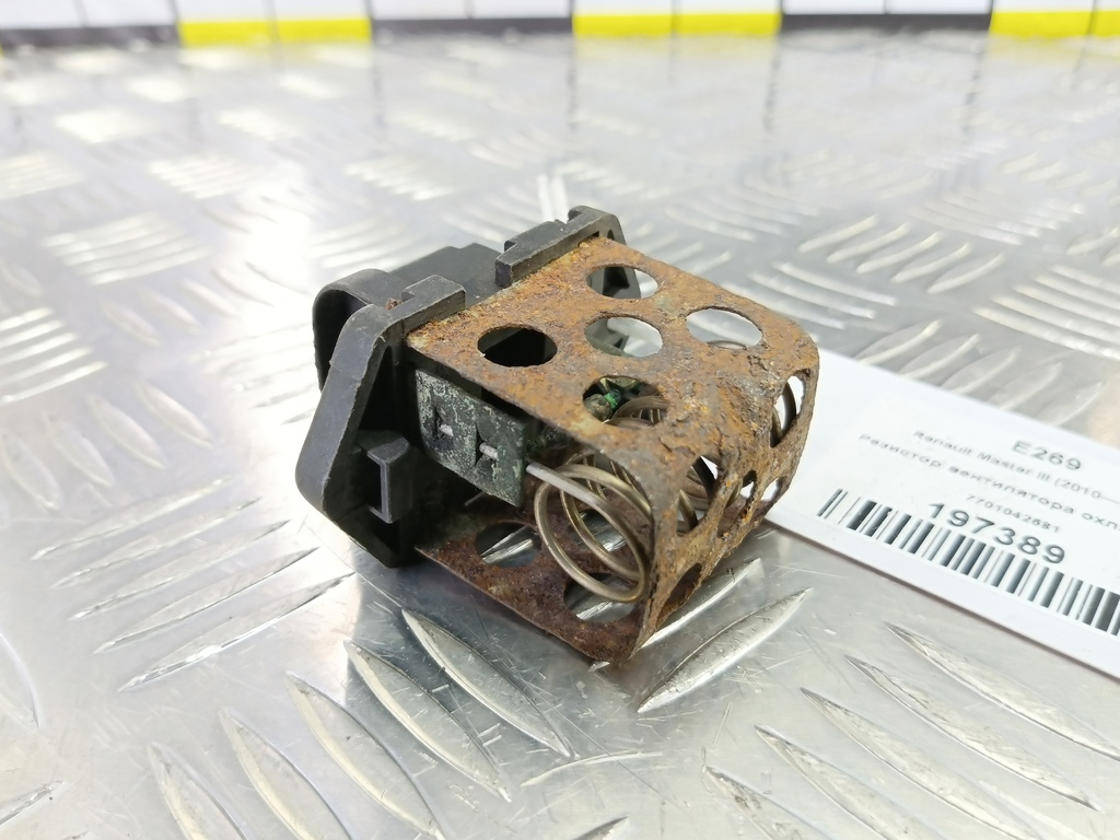 резистор вентилятора охлаждения Renault Master  7701042681, 750 рублей, Москва