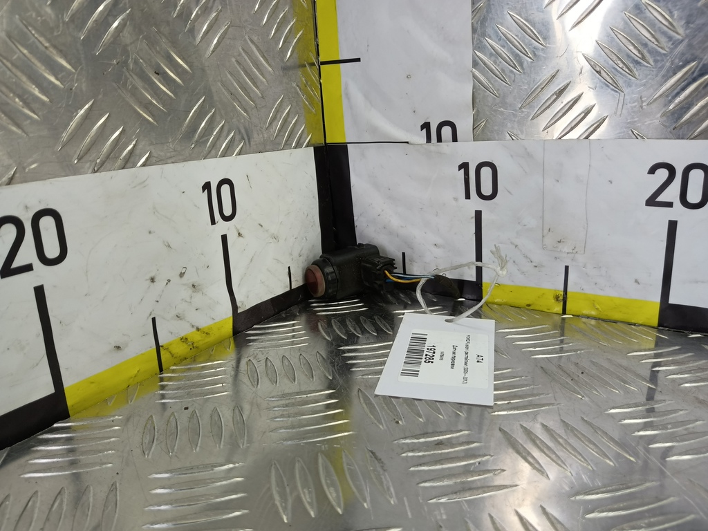 датчик парковки FORD Fusion 1.6 AT (101 л.с.)Fusion  I рестайлинг (2005—2012) Хетчбэк 1476415, 980 рублей, Москва