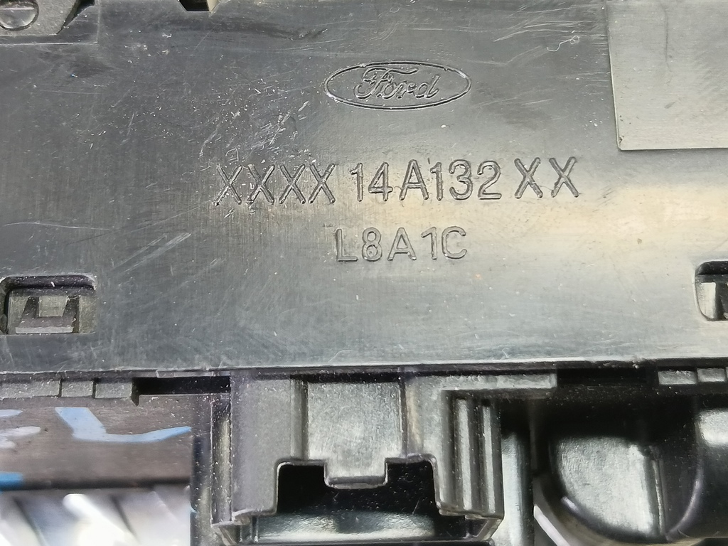 кнопка регулировки зеркал FORD Focus 2.0 AMT (160 л.с.)Focus  III рестайлинг (2014—2019) Седан 5105947, 3850 рублей, Москва