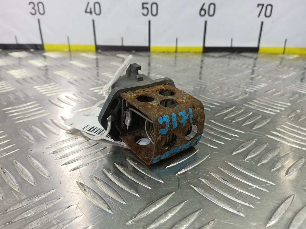 резистор вентилятора охлаждения FORD Tourneo Connect  1445117, 3850 рублей, Москва